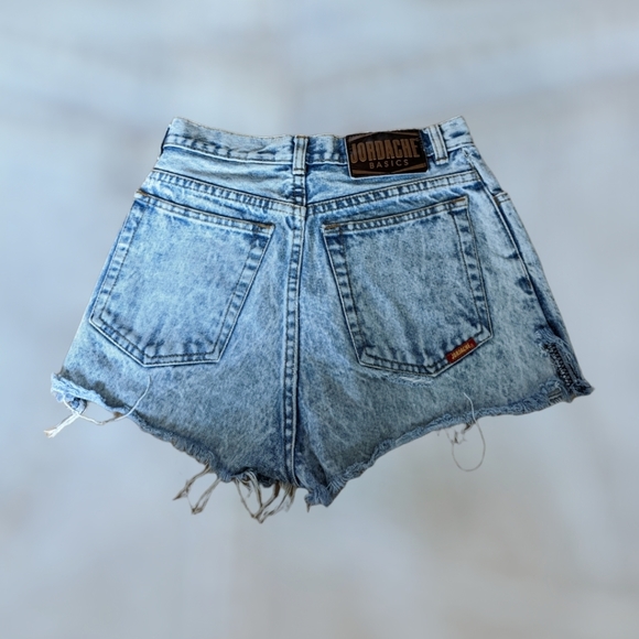 Vintage Jordache Acid Wash Shorts - Picture 2 of 4